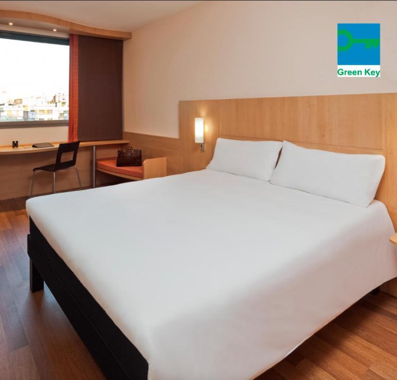 Ibis 2* Lleida