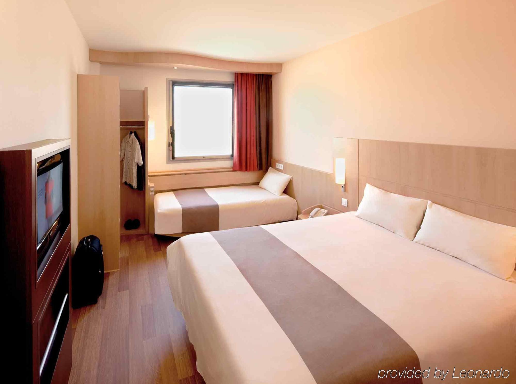 Hotel Ibis 2*