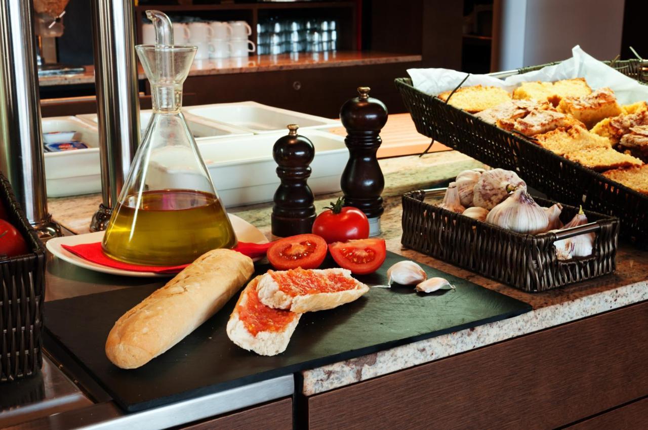 Hotel Ibis 2*